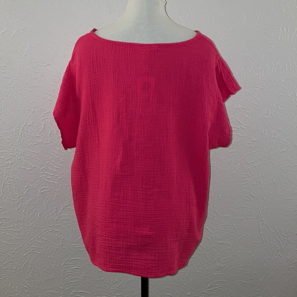 Three Dots Pink XXL Double Gauze V-neck. Short sleeve Side slits - Picture 3 of 6